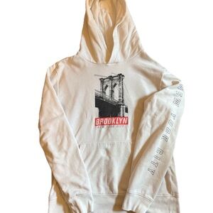 Aeropostale Men's Brooklyn Bridge Pullover Hoodie White New York City